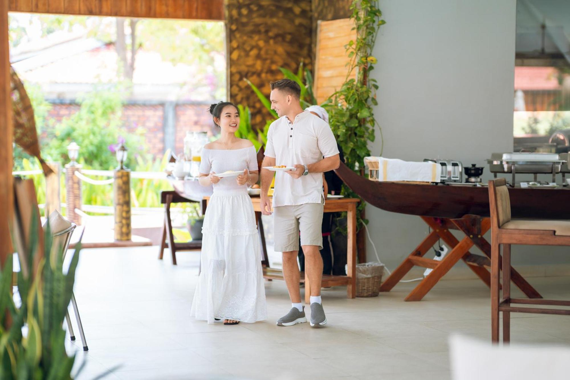 Authentic Khmer Village Resort Siem Reap Exterior foto